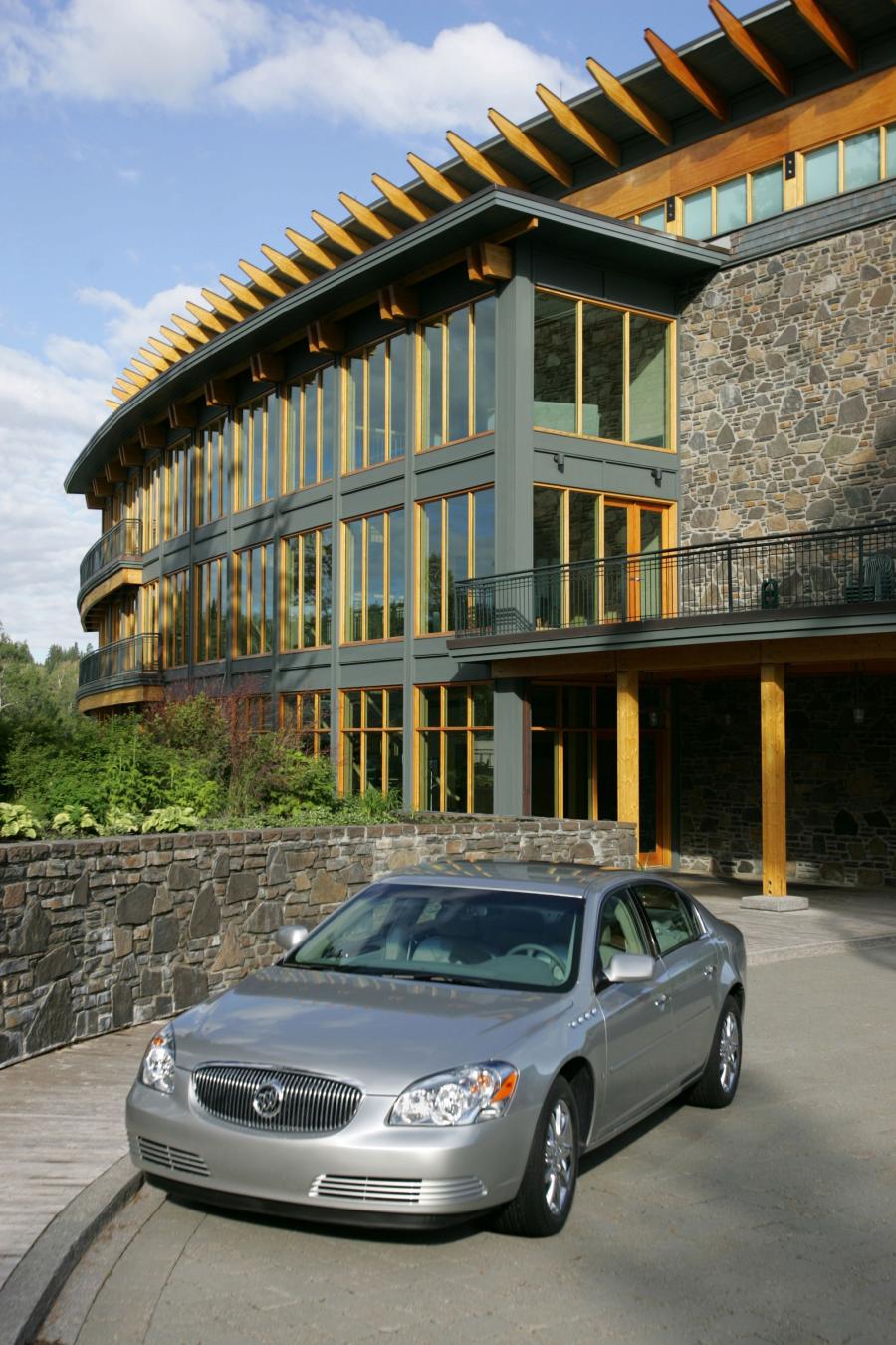  Buick Lucerne 2006 года  (фото 21 из 81)
